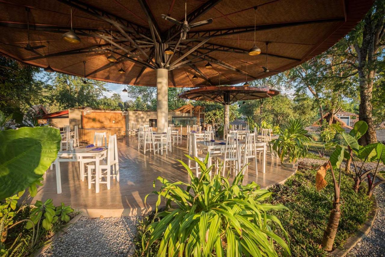 The Sanctuary Nam Ngum Beach Resort Vang Vieng Eksteriør bilde