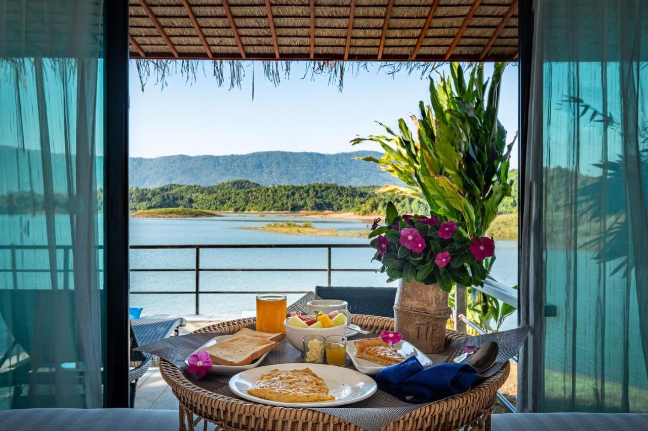 The Sanctuary Nam Ngum Beach Resort Vang Vieng Eksteriør bilde